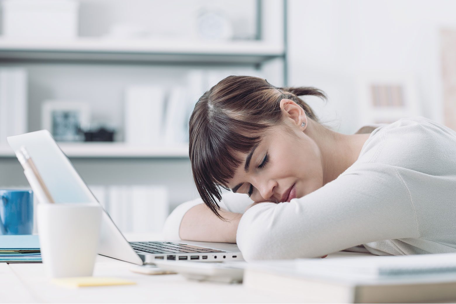 The Effects of Poor Sleep in the Workplace - WELCOA